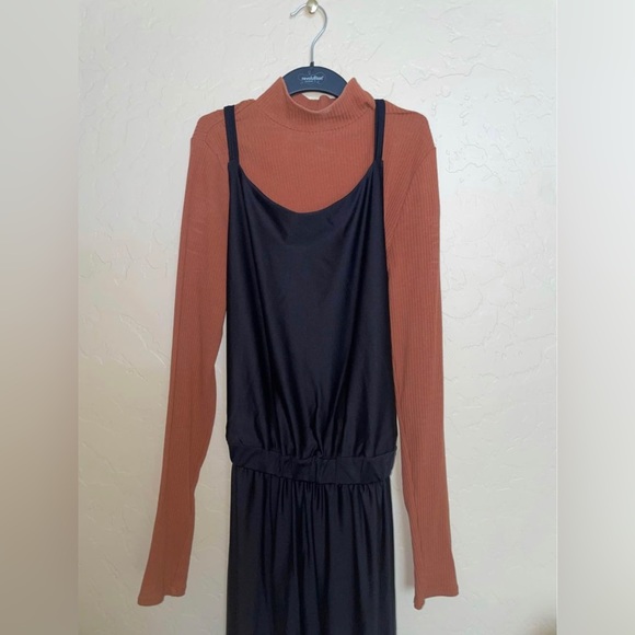 black/rust two piece solo costume - Picture 2 of 4